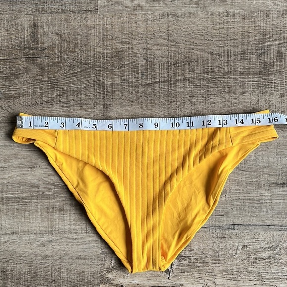 Becca by Rebecca Virtue Loreto Sofia American Bikini Bottoms Size Large - Picture 4 of 10